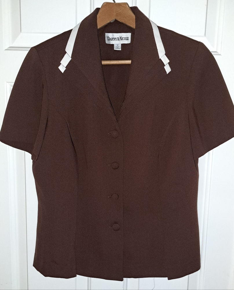 Danny & Nicole career top. Size 12, brown with white accent